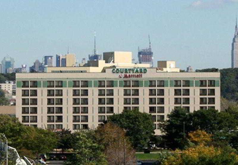 Courtyard By Marriott Secaucus Meadowlands Hotel Eksteriør billede